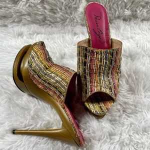 Privileged Rainbow woven stripped platforms-size 8.5